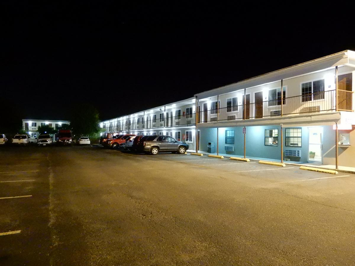Siesta Inn Mcallen Eksteriør bilde